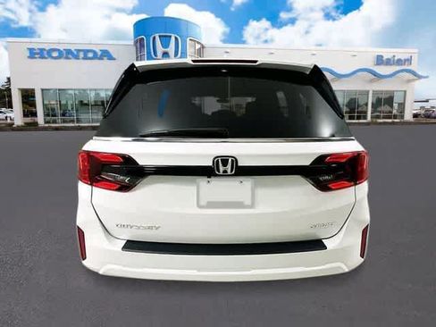 Used 2026 Honda Odyssey Sport-L image 4