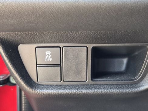 Certified 2024 Honda HR-V Sport image 33