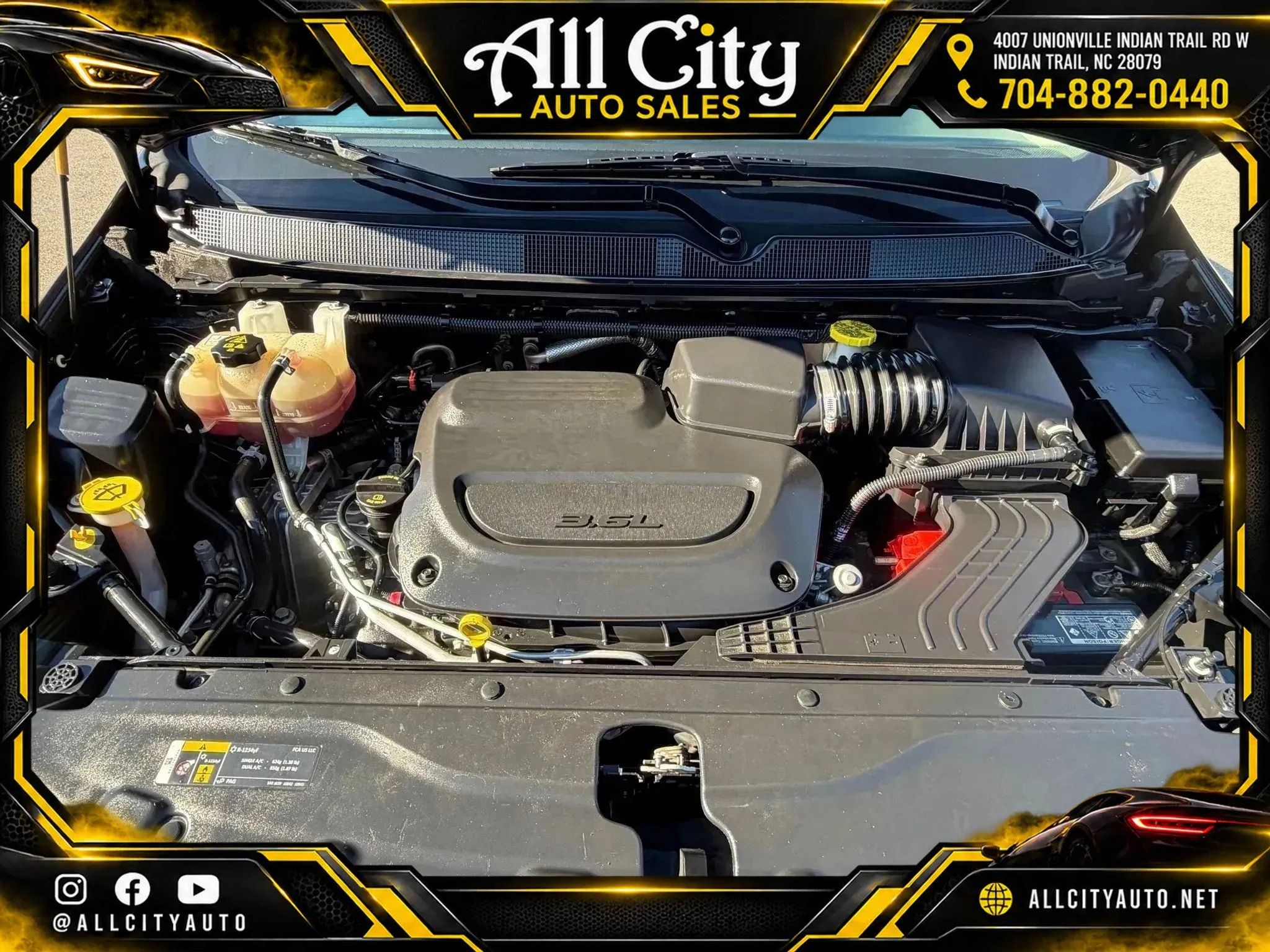 Used 2020 Chrysler Voyager Lxi FWD image 42