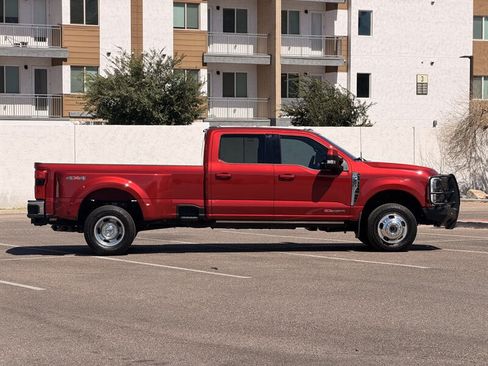 Used 2023 Ford F350 Lariat w/ Lariat Ultimate Package AWD/4WD image 2