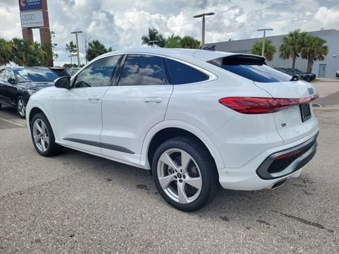 Certified 2025 Audi Q5 Premium Plus w/ Premium Plus AWD/4WD image 5