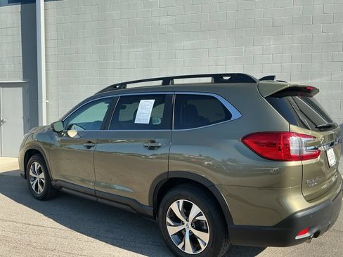 Certified 2025 Subaru Ascent Premium AWD/4WD image 5
