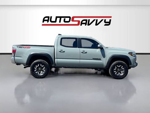 Used 2023 Toyota Tacoma TRD Off-Road AWD/4WD image 8