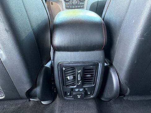 Used 2018 Jeep Grand Cherokee Trailhawk w/ Trailhawk Luxury Group AWD/4WD image 25