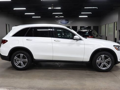 Used 2022 Mercedes-Benz GLC 300 image 6