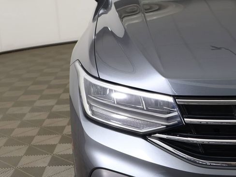 Used 2023 Volkswagen Tiguan SE FWD image 14