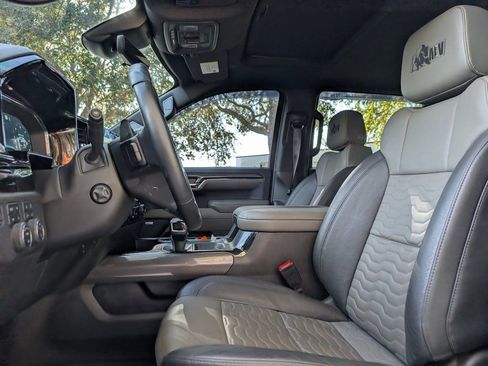 Used 2024 Chevrolet Silverado 1500 ZR2 w/ ZR2 Bison Edition image 22