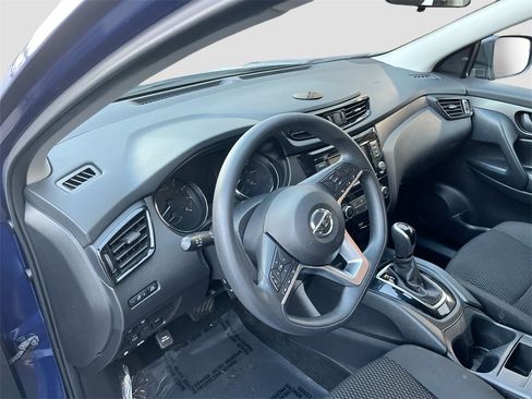 Certified 2021 Nissan Rogue Sport S image 8