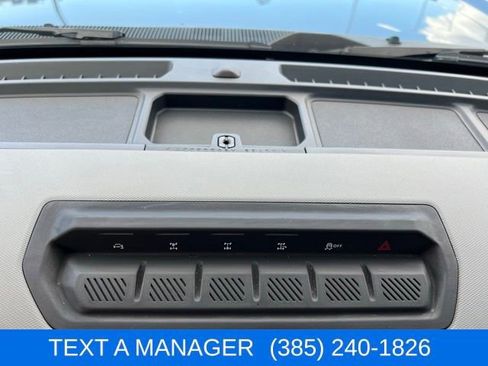 Used 2023 Ford Bronco Badlands image 19