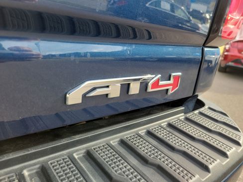 Used 2021 GMC Sierra 2500 AT4 w/ AT4 Premium Plus Package image 10