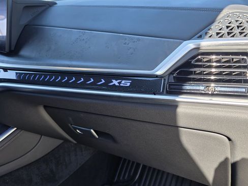 Used 2025 BMW X5 sDrive40i w/ Climate Comfort Package image 30