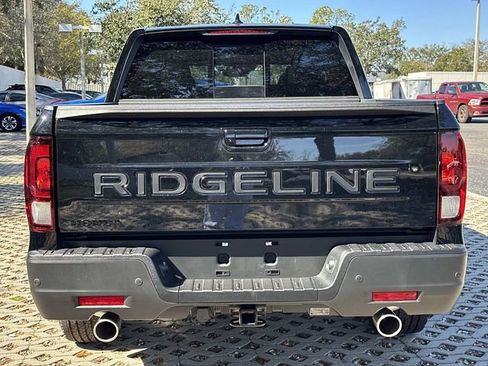 New 2026 Honda Ridgeline Black Edition image 4
