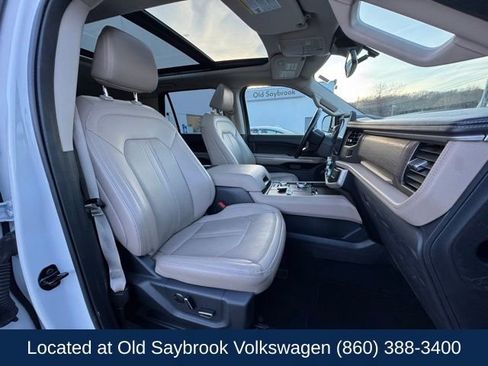 Used 2024 Ford Expedition Max Limited image 29