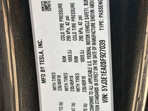 Used 2025 Tesla Model 3 Long Range RWD image 35