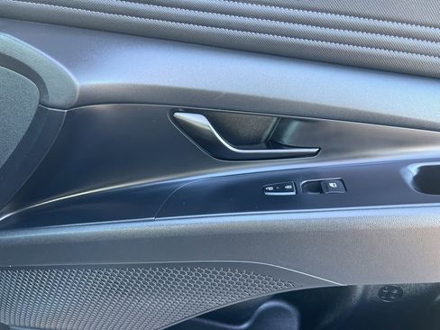 Used 2025 Hyundai Elantra Sport w/ Cargo Package FWD image 35