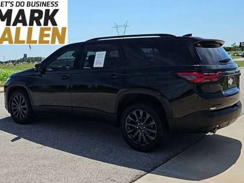 Used 2023 Chevrolet Traverse RS AWD/4WD image 6