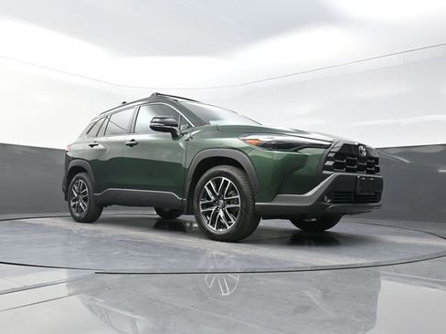 Used 2026 Toyota Corolla Cross XLE w/ Convenience Package image 49