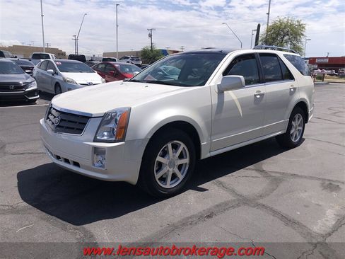 Used 2005 Cadillac SRX V8 RWD image 4
