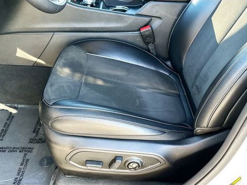 Used 2023 Jeep Grand Cherokee Altitude image 18