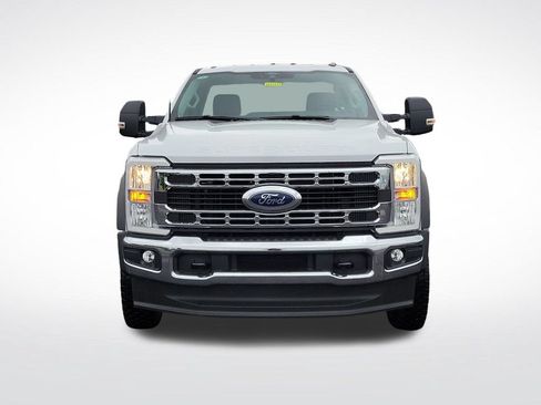 New 2026 Ford F550 4x4 Regular Cab Super Duty image 3