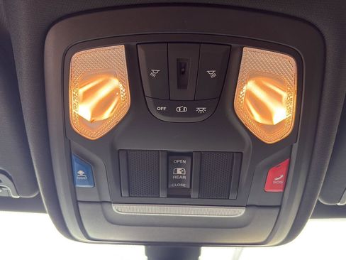 Used 2021 RAM 1500 Big Horn AWD/4WD image 20