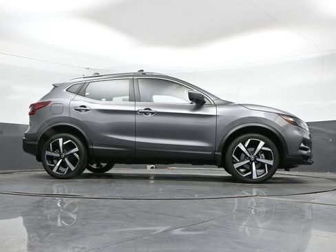 Used 2022 Nissan Rogue Sport SL AWD/4WD image 41