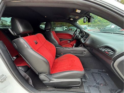 Used 2020 Dodge Challenger R/T Scat Pack w/ Plus Package RWD image 38