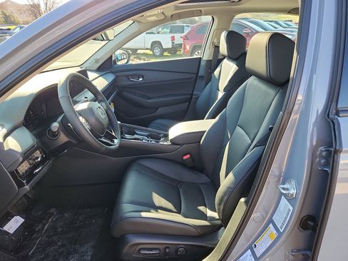 New 2026 Honda Accord EX-L image 9