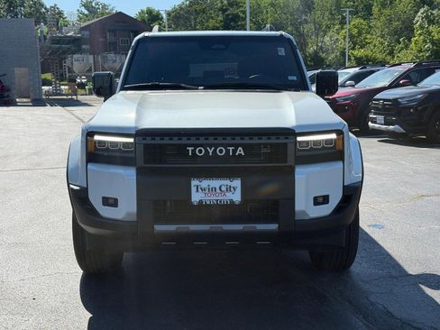Used 2025 Toyota Land Cruiser w/ Premium Package AWD/4WD image 9