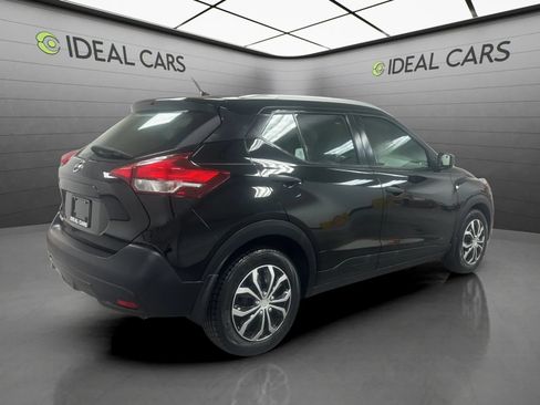 Used 2019 Nissan Kicks S FWD image 5