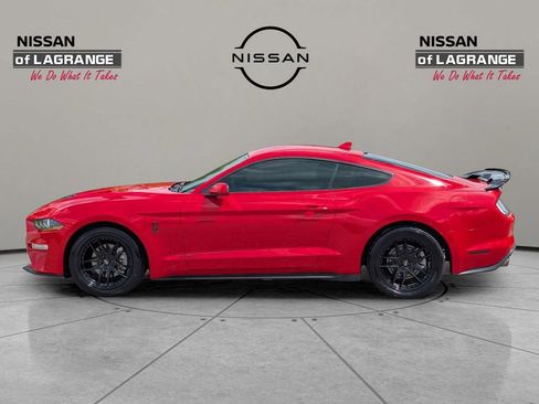 Used 2023 Ford Mustang Premium RWD image 8
