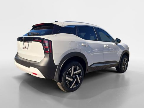 New 2026 Nissan Kicks SV image 6