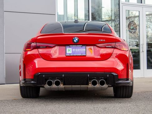 Used 2026 BMW M4 Coupe w/ Executive Package RWD image 9