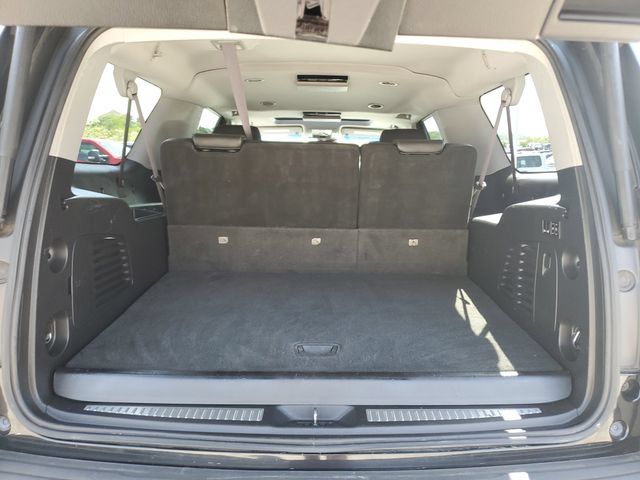 Used 2017 Chevrolet Suburban Premier AWD/4WD image 9