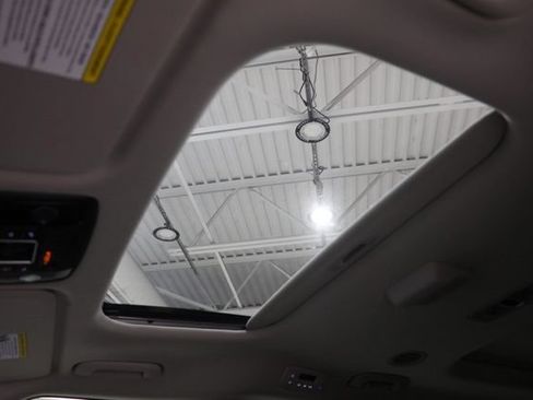 Used 2025 Kia Carnival SX Prestige FWD image 30