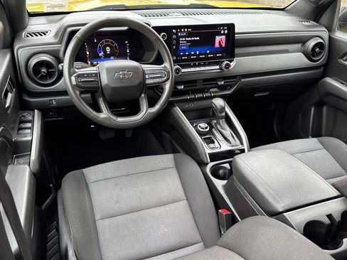 Used 2023 Chevrolet Colorado Trail Boss w/ Technology Package AWD/4WD image 7