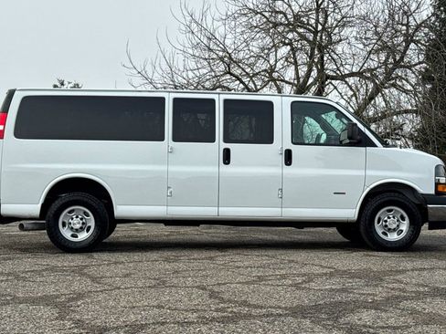 Used 2020 Chevrolet Express 3500 LS w/ Cold Climate Package image 3