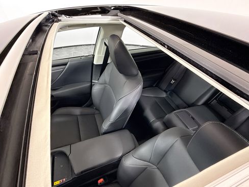 Certified 2025 Lexus ES 350 350 w/ Premium Package image 13