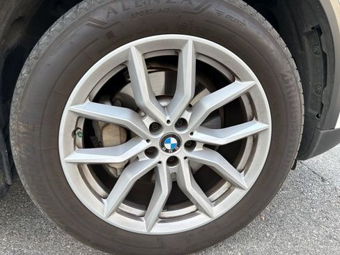 Certified 2023 BMW X5 xDrive40i AWD/4WD image 5
