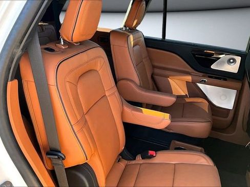 Used 2025 Lincoln Aviator Black Label w/ Black Label Special Edition image 24