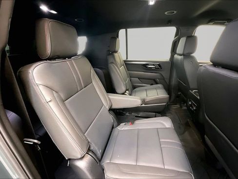 New 2026 Chevrolet Suburban RST w/ Comfort Package AWD/4WD image 12