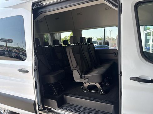Used 2024 Ford Transit 350 XLT image 25
