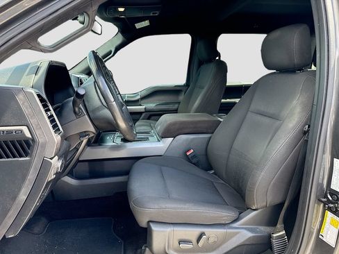 Used 2018 Ford F150 XLT w/ Equipment Group 302A Luxury RWD image 5