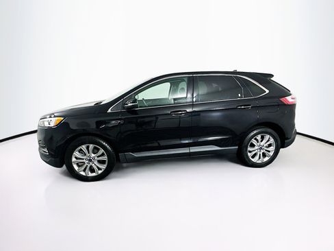 Used 2021 Ford Edge Titanium image 4