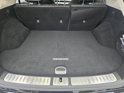 Used 2023 Genesis GV70 2.5T w/ Advanced Package AWD/4WD image 6
