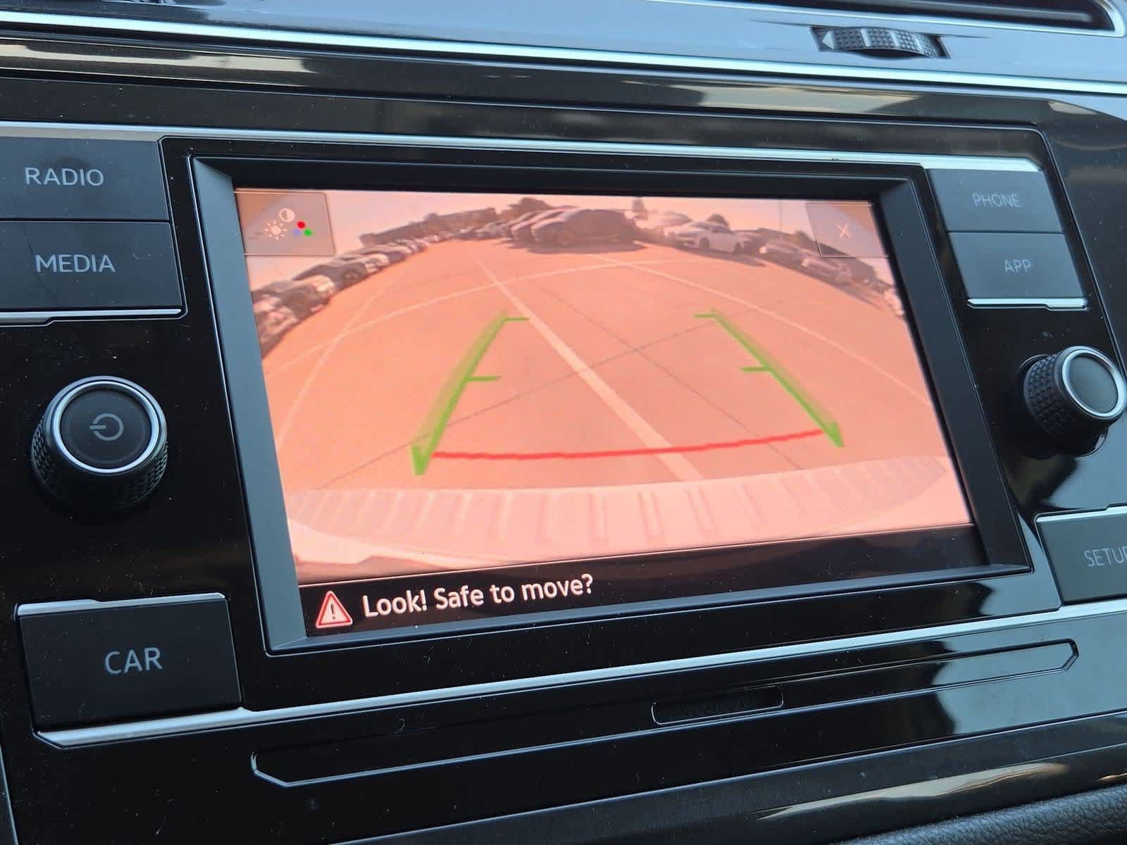Used 2019 Volkswagen Tiguan S FWD image 26