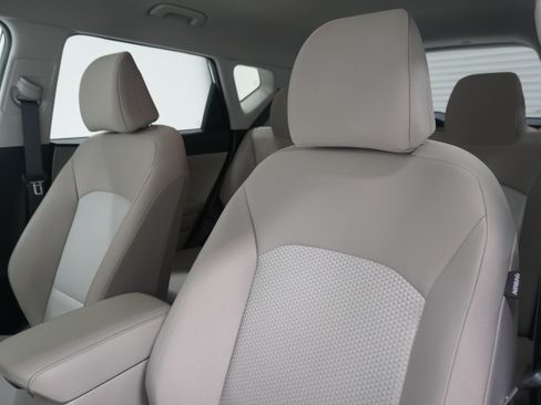 Used 2023 Kia Soul LX w/ LX Technology Package FWD image 11