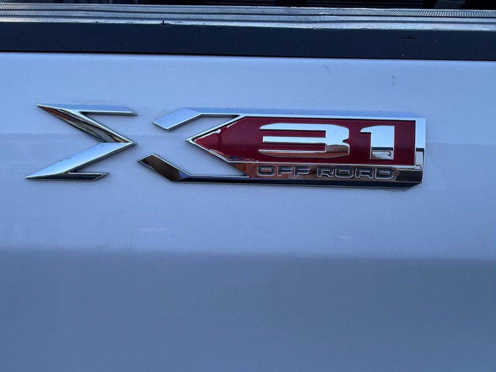Used 2021 GMC Sierra 1500 4x4 Crew Cab w/ Sierra Value Package image 6