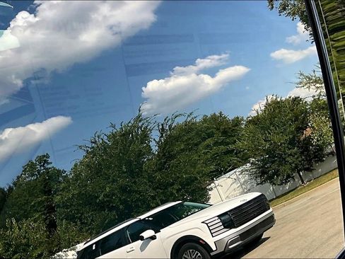 New 2026 Hyundai Ioniq 9 SEL image 15