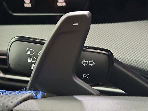 New 2026 Volkswagen Golf image 28